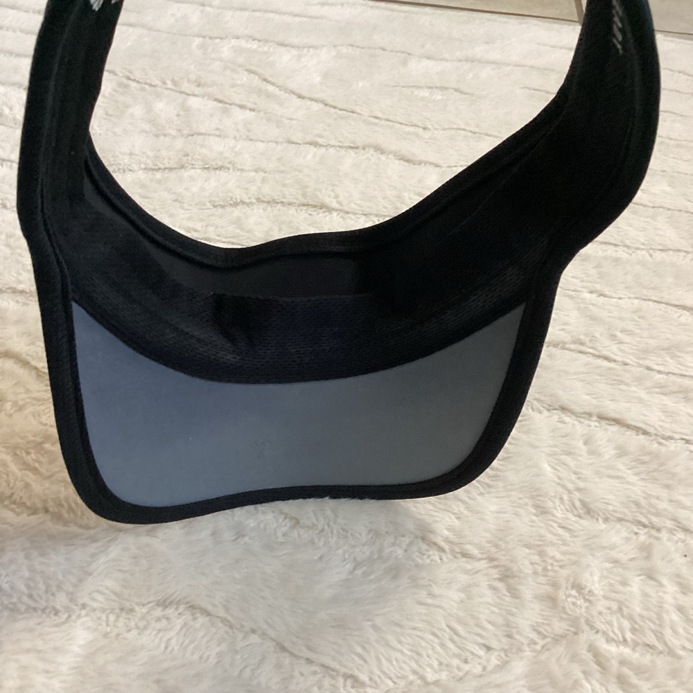 Adidas Black Visor Hat Aeroready Adjustable Athletic Running Sports Cap - Picture 4 of 6